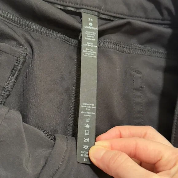 Men Lululemon ABC Pant Classic *14.25" Hemmed in Black Size 34 - Picture 9 of 10